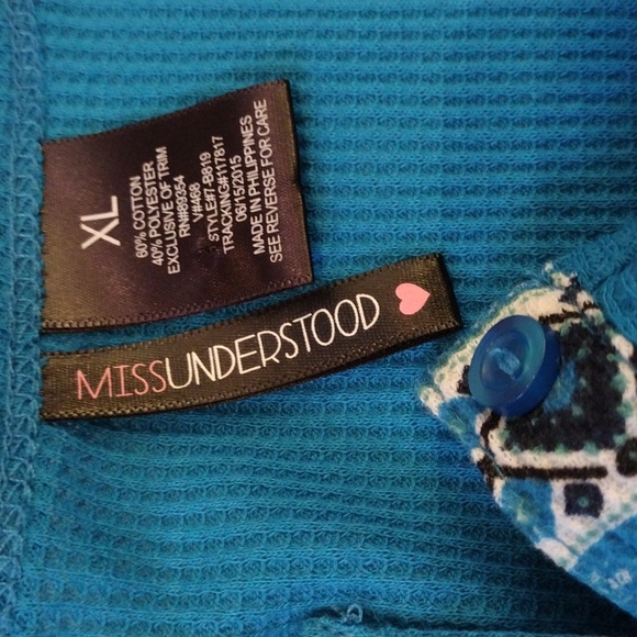 Miss Understood top. - Picture 4 of 7